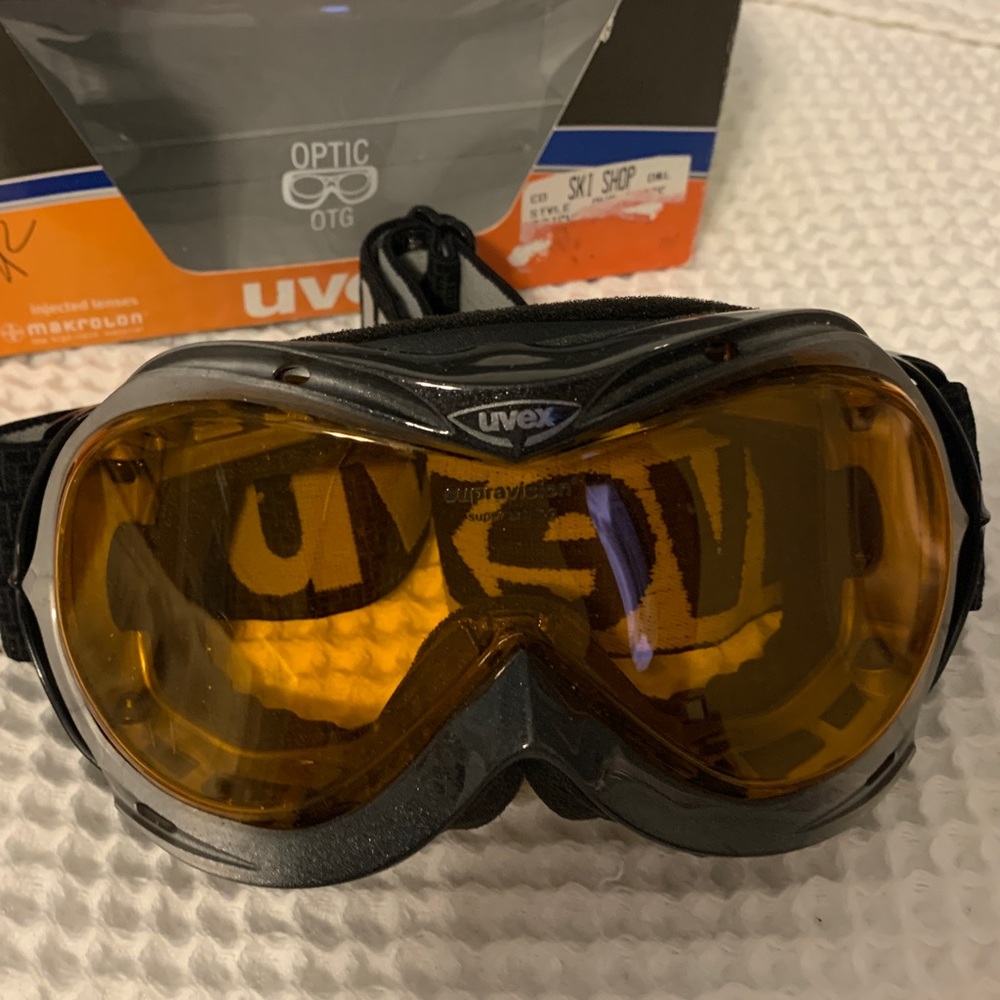 Uvex ski goggles